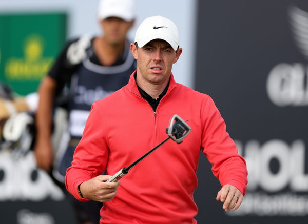 RANDOM MAN walks on tee box to STEAL Rory McIlroy's club at Scottish Open