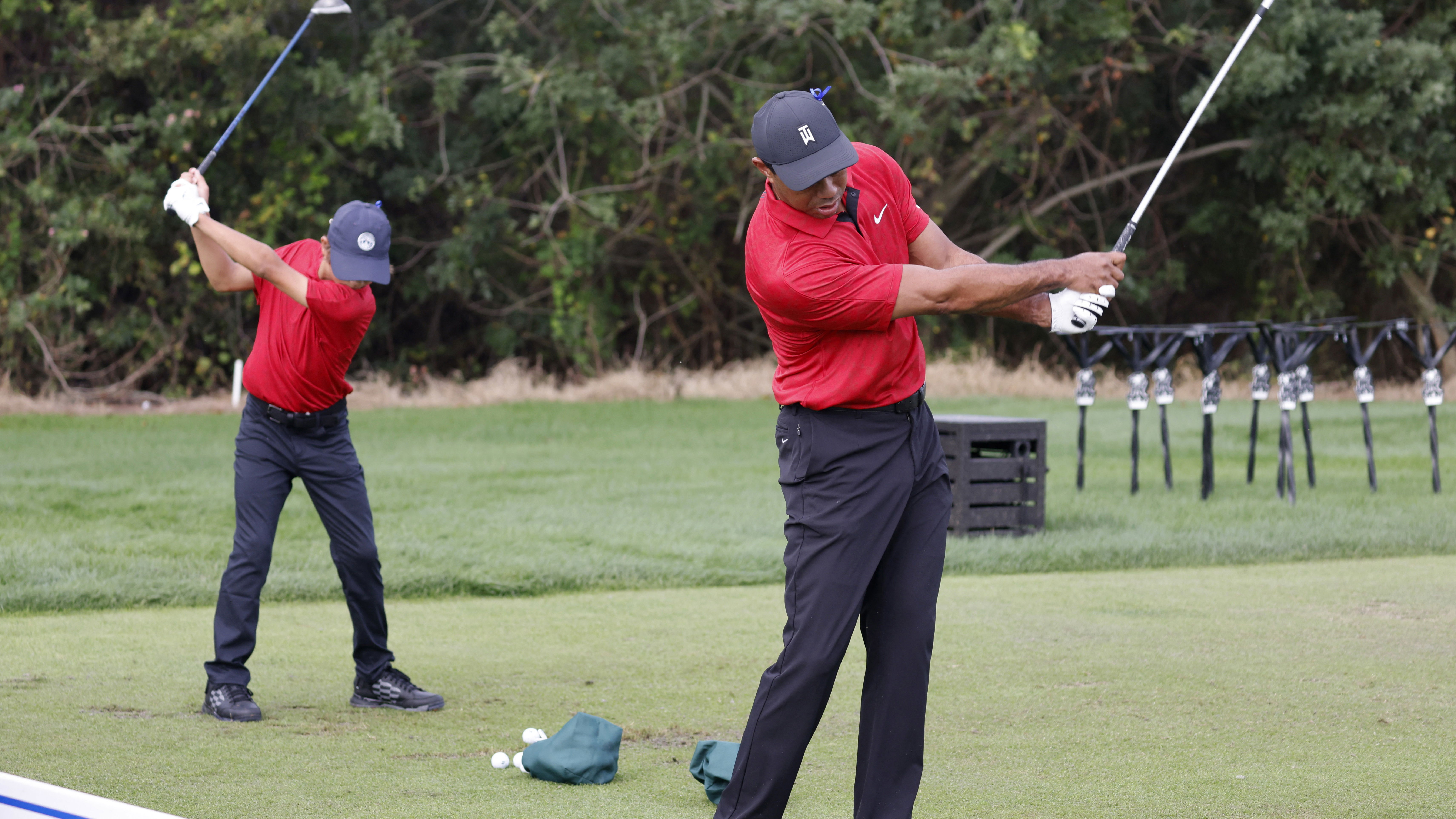 Golf fans react to Tiger Woods and Charlie Woods in SUNDAY RED at PNC