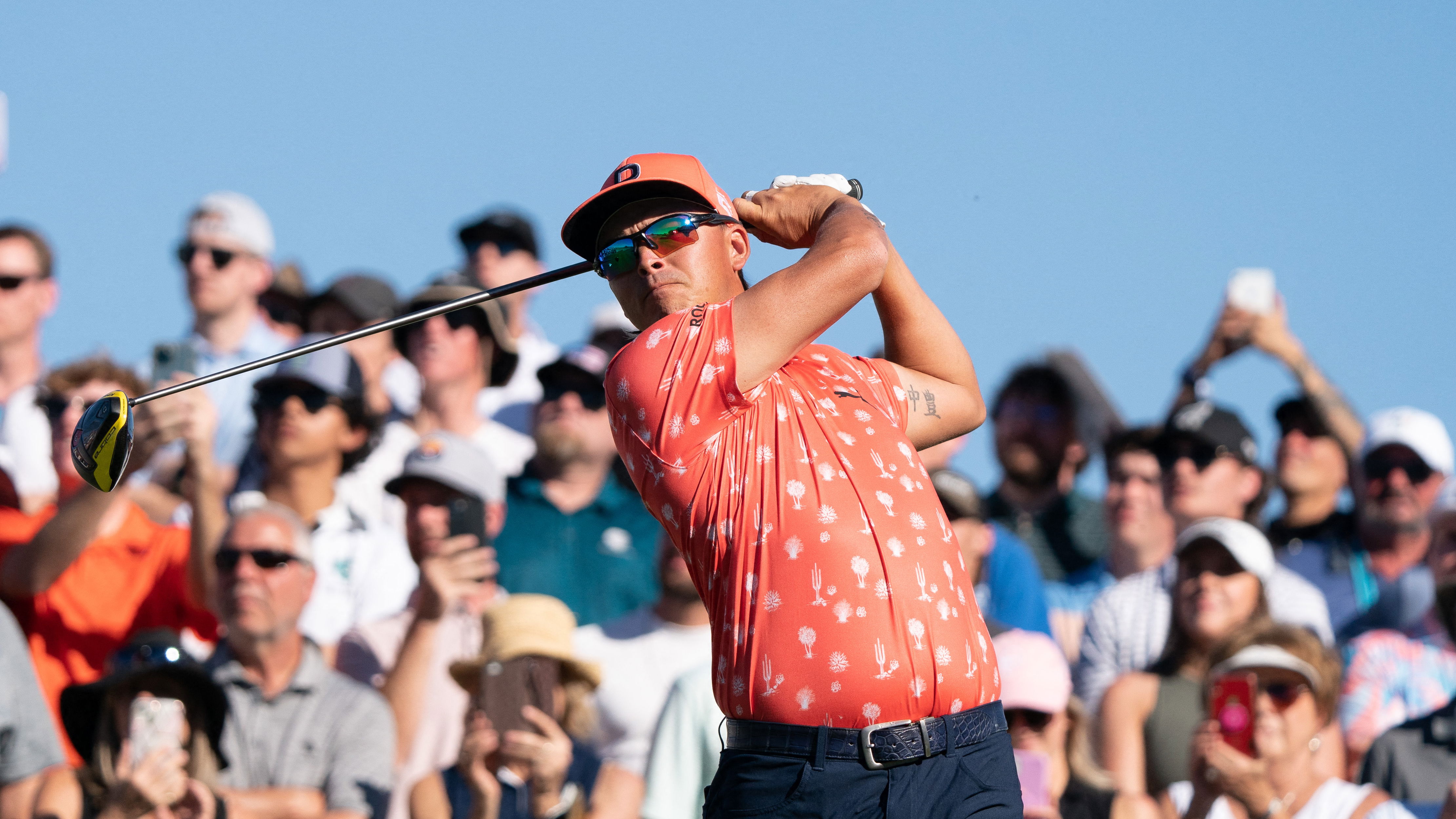 Rickie Fowler stops round to grab turkey sandwiches at Genesis Invitational