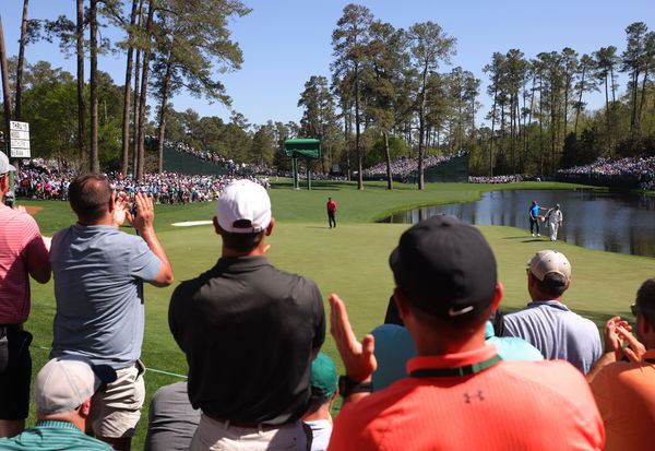 Bubba Watson hits SPECTACULAR escape shot on 18th hole at The Masters