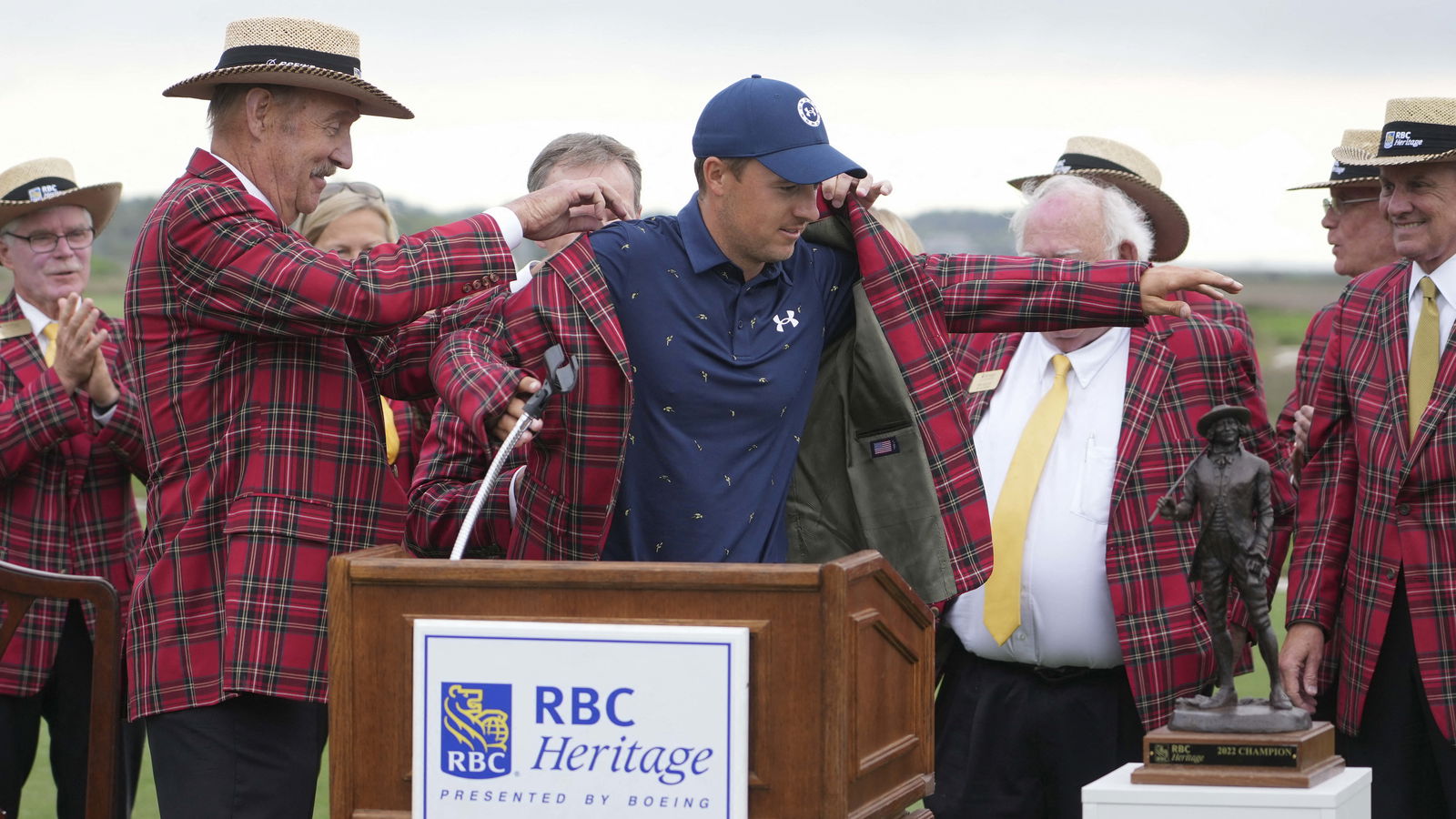 Jordan Spieth beats Patrick Cantlay in playoff to win RBC Heritage