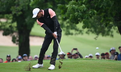 Golf fans react to photo of Tiger Woods' injured right leg...