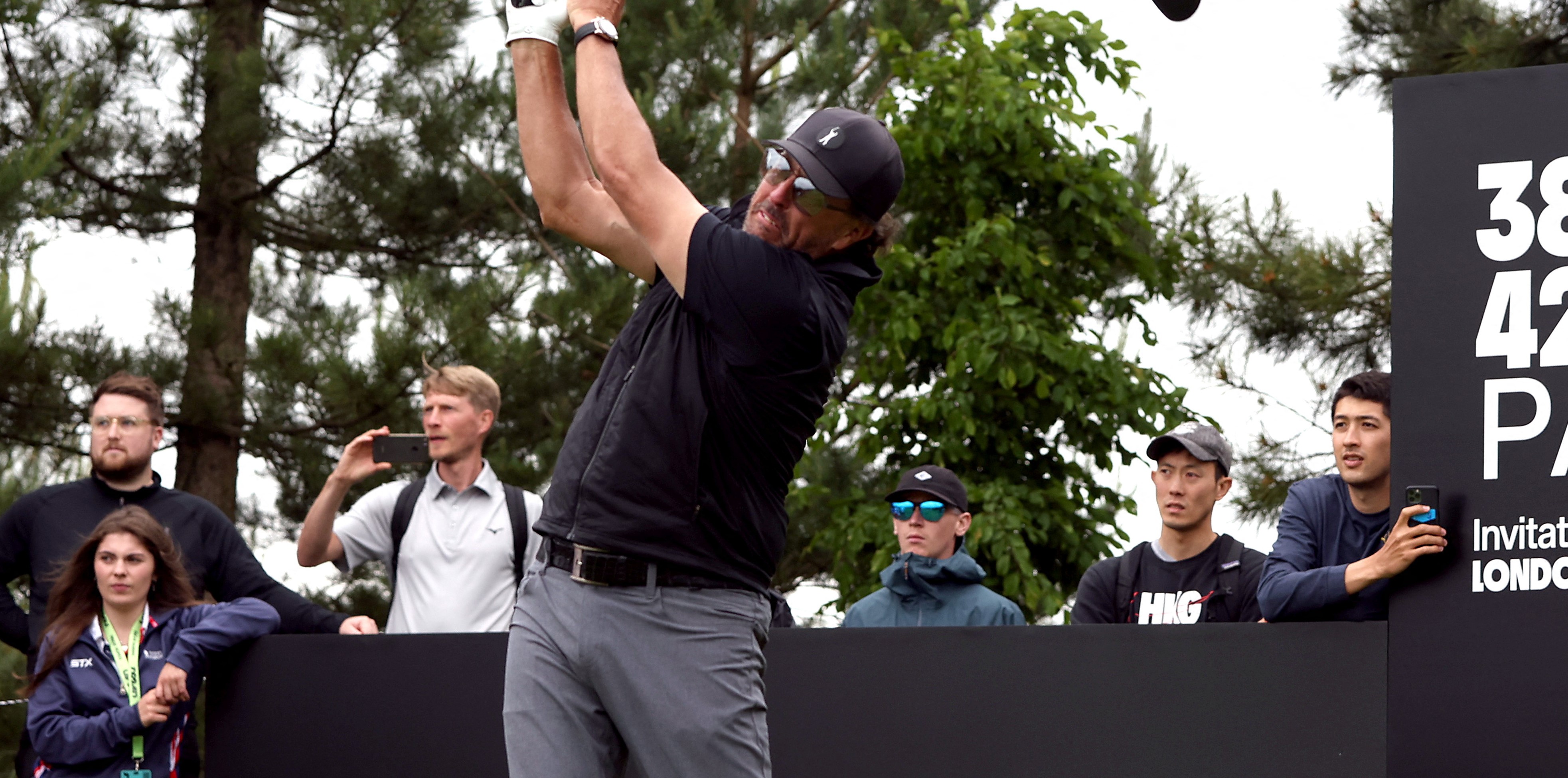 Billy Horschel, Phil Mickelson share US Open lead - The Boston Globe