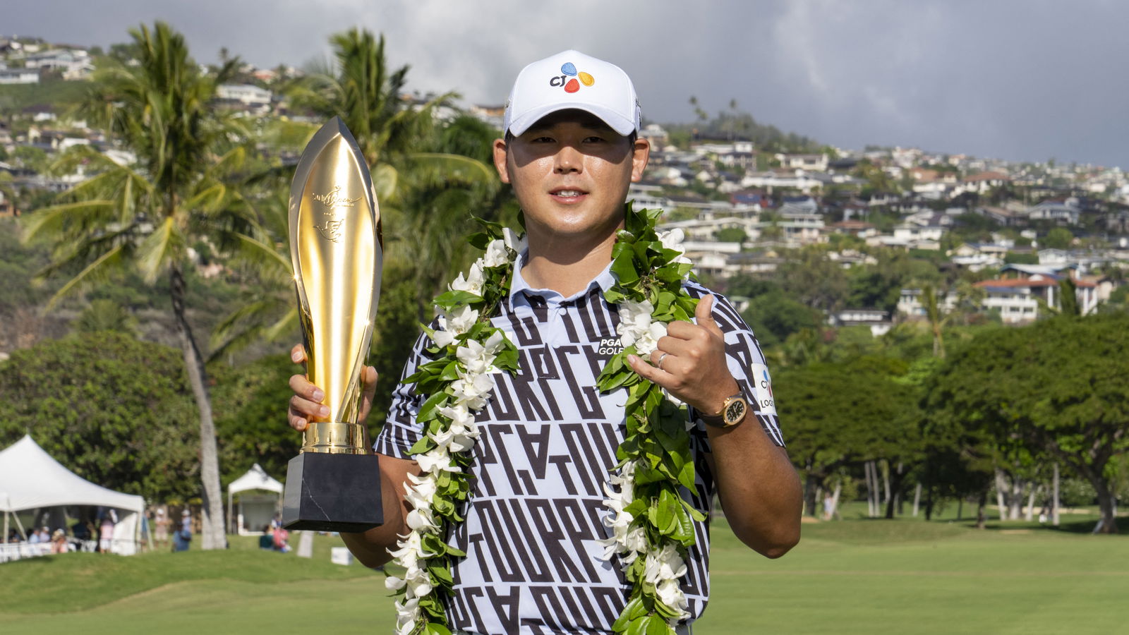 Si Woo Kim produces EPIC FINISH to win Sony Open on PGA Tour