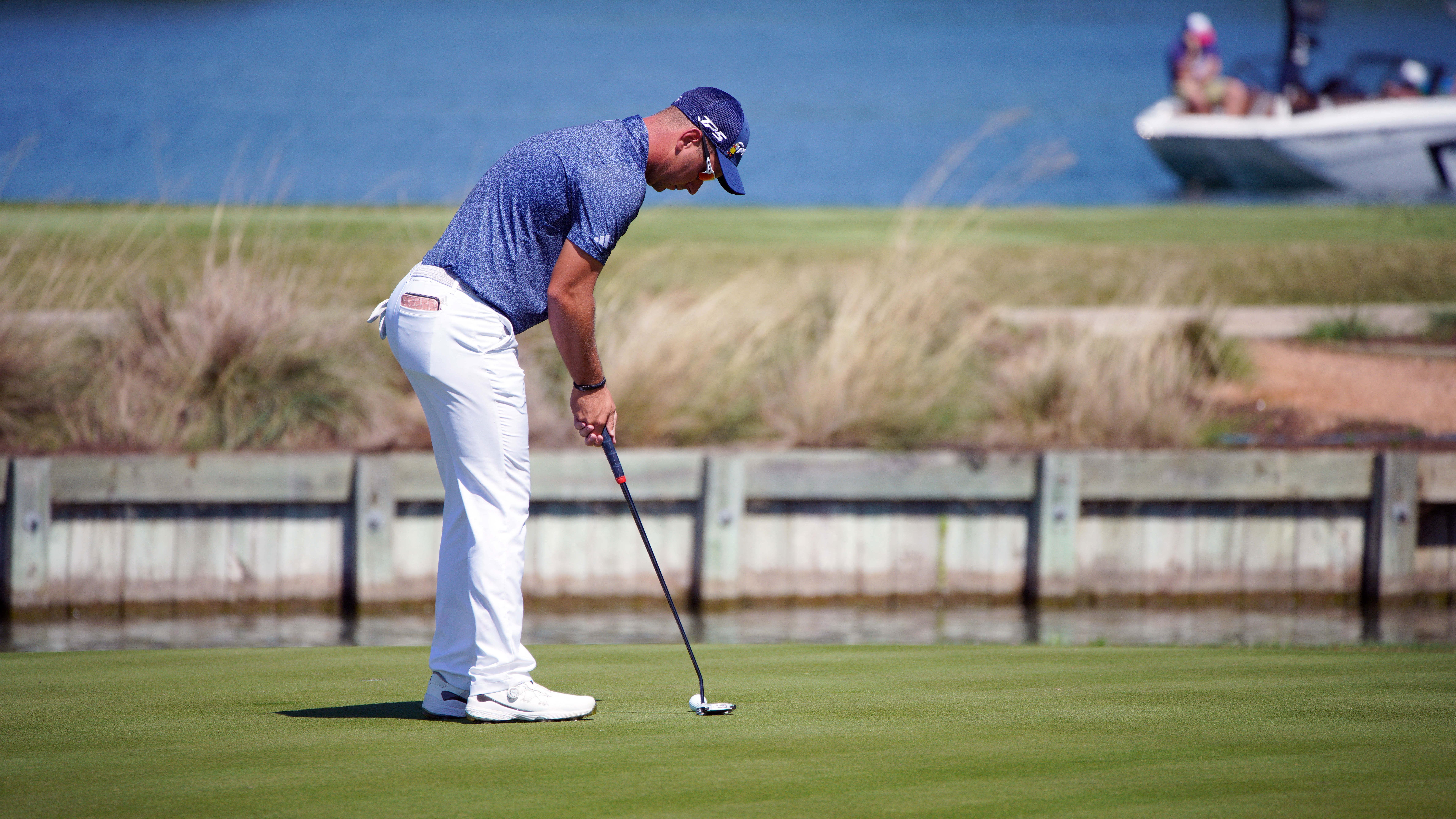ONE OF US! Herbert tries (and fails) 'desperate' shot in Rory McIlroy match