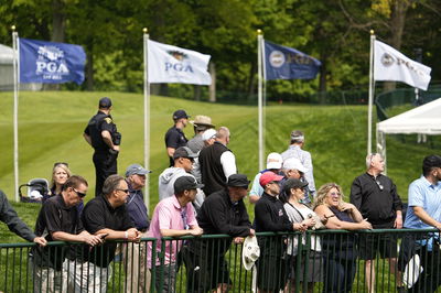 Tour pro hits fan with errant tee shot at US PGA, then gets the beers in!