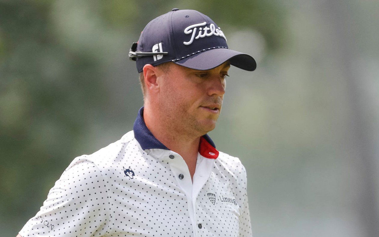 Rickie Fowler in contention again: 