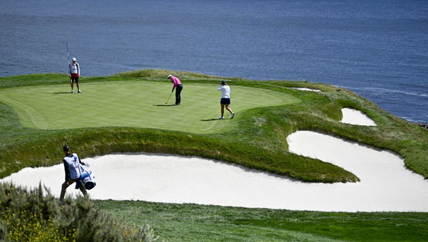 Caddie has EPIC fail during the US Women's Open final round