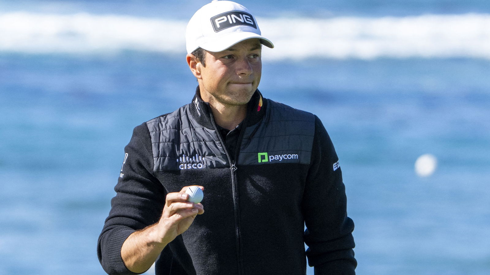 Golf fans all say same thing as Viktor Hovland withdraws from Phoenix Open