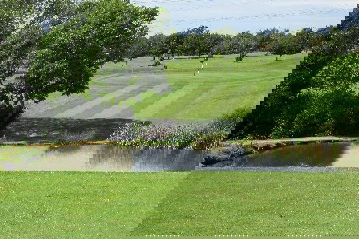 Ten golf driving ranges in Southampton