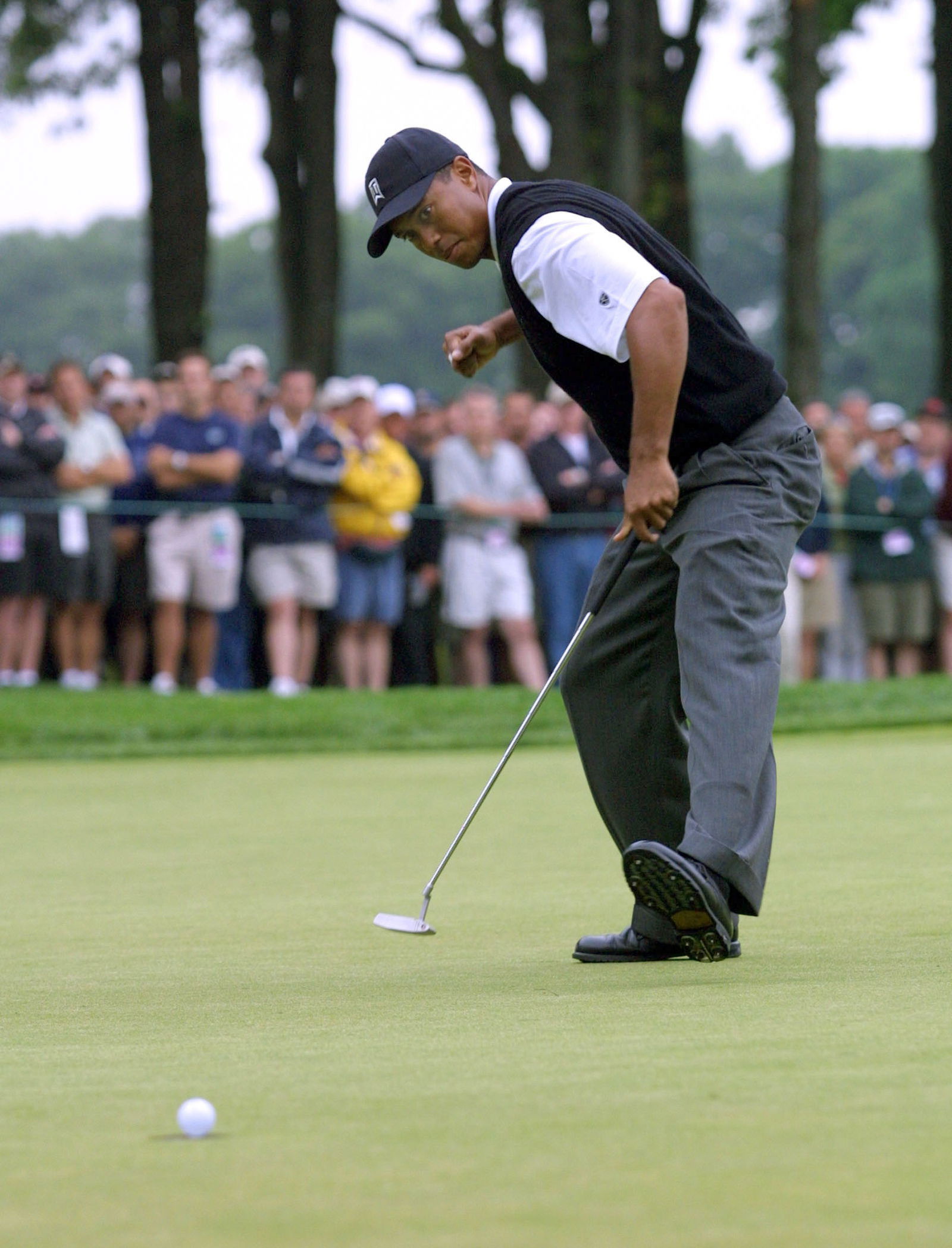 Golf Practice Drills: putting aim point