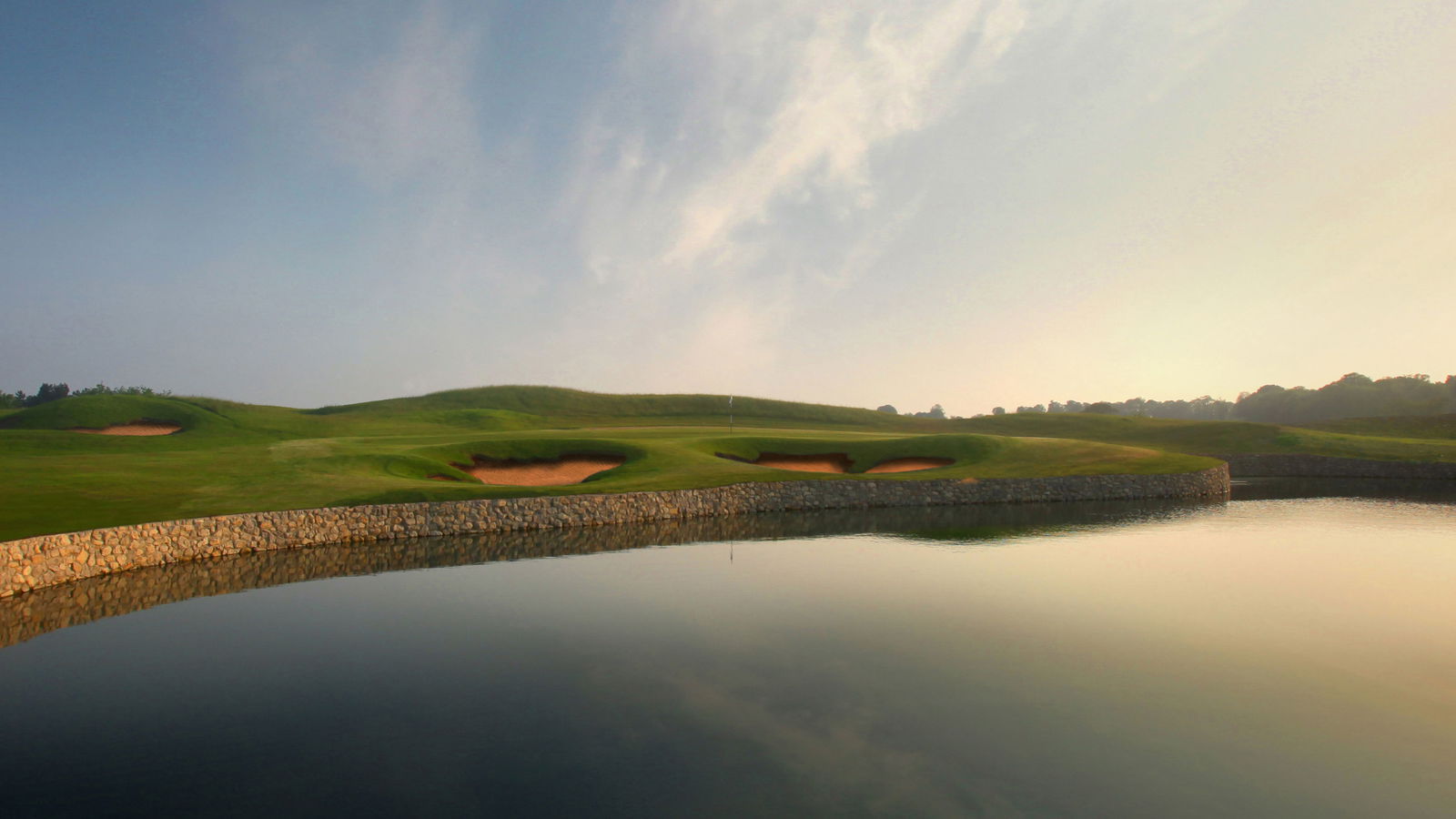 Centurion Club opens for play
