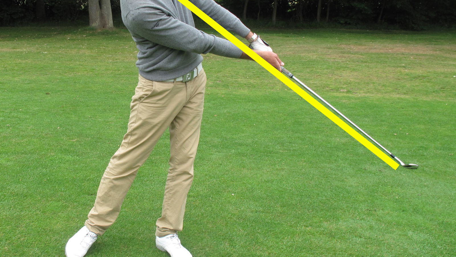 Golf Practice Drills: compress ball