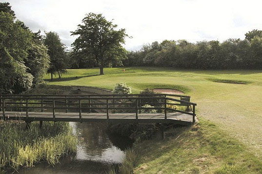 Ten golf driving ranges in Nottinghamshire