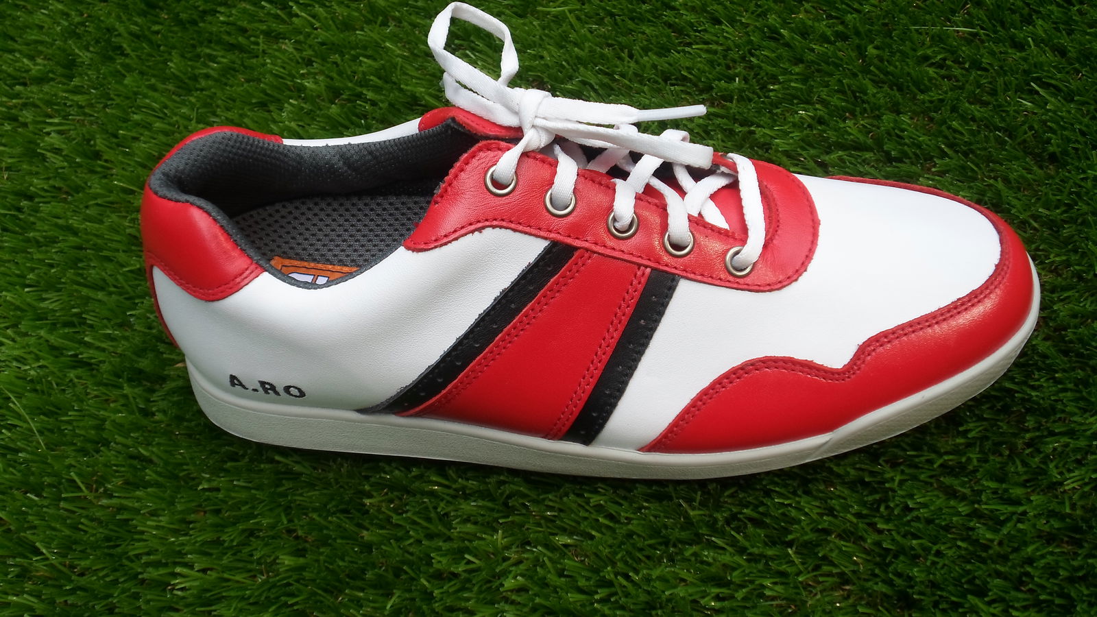 Nike TW14