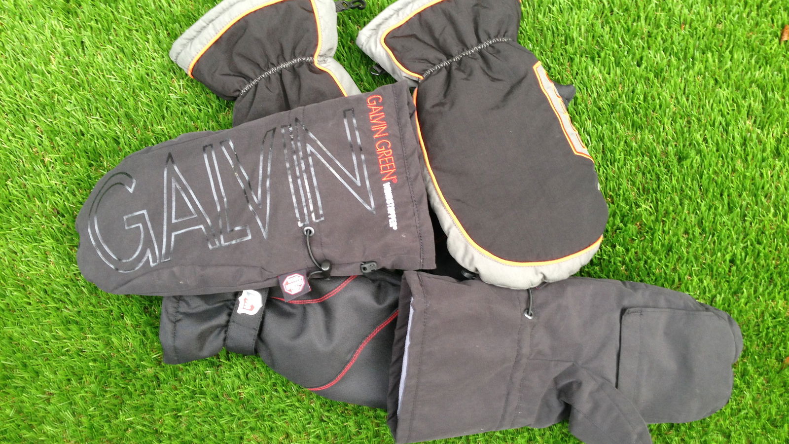 Three of the best: Winter mitts 2014