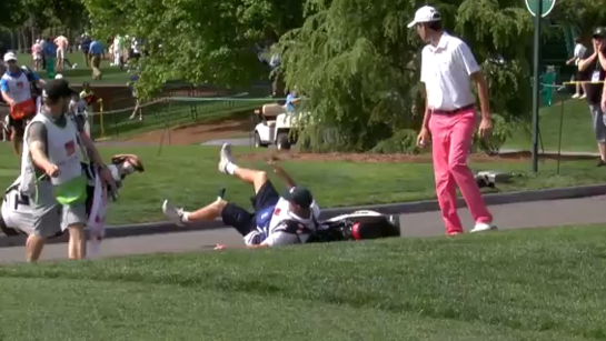 Video: Chesson Hadley forced to play with bent putter