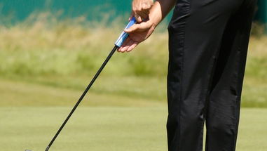 Why you should use the claw putter grip