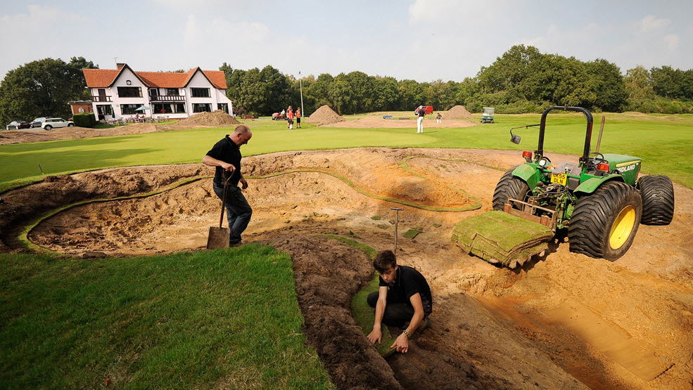 Ipswich Golf Club restoring bunkers to original style