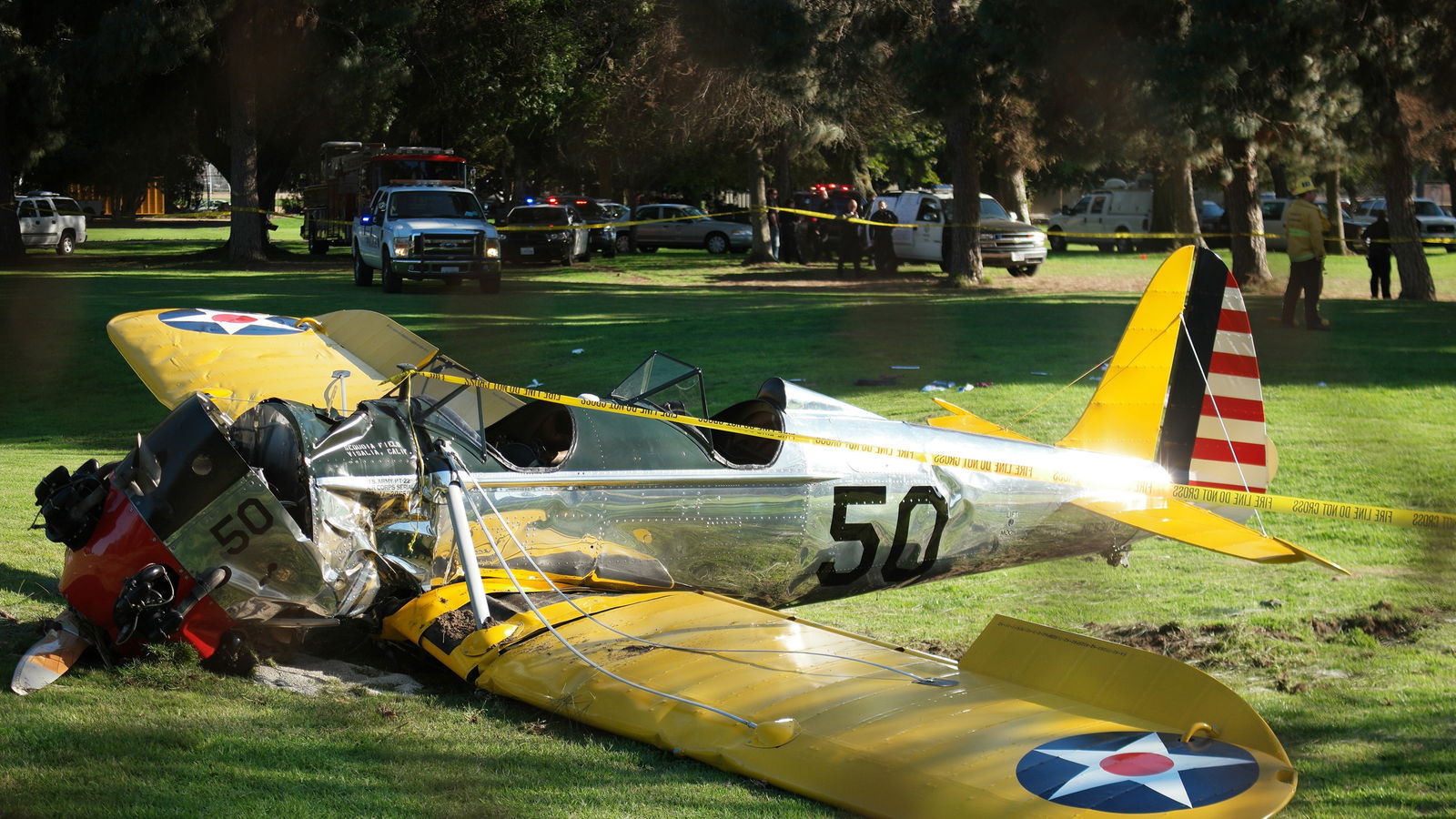 Ford crashes plane, Rory riled, Scott's 'beauties' - Gossip