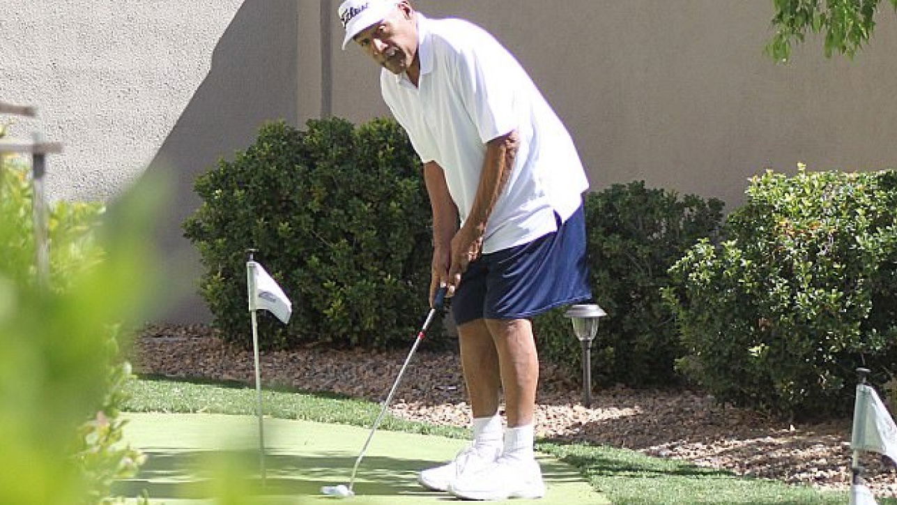 Watch: OJ Simpson plays golf hours after release