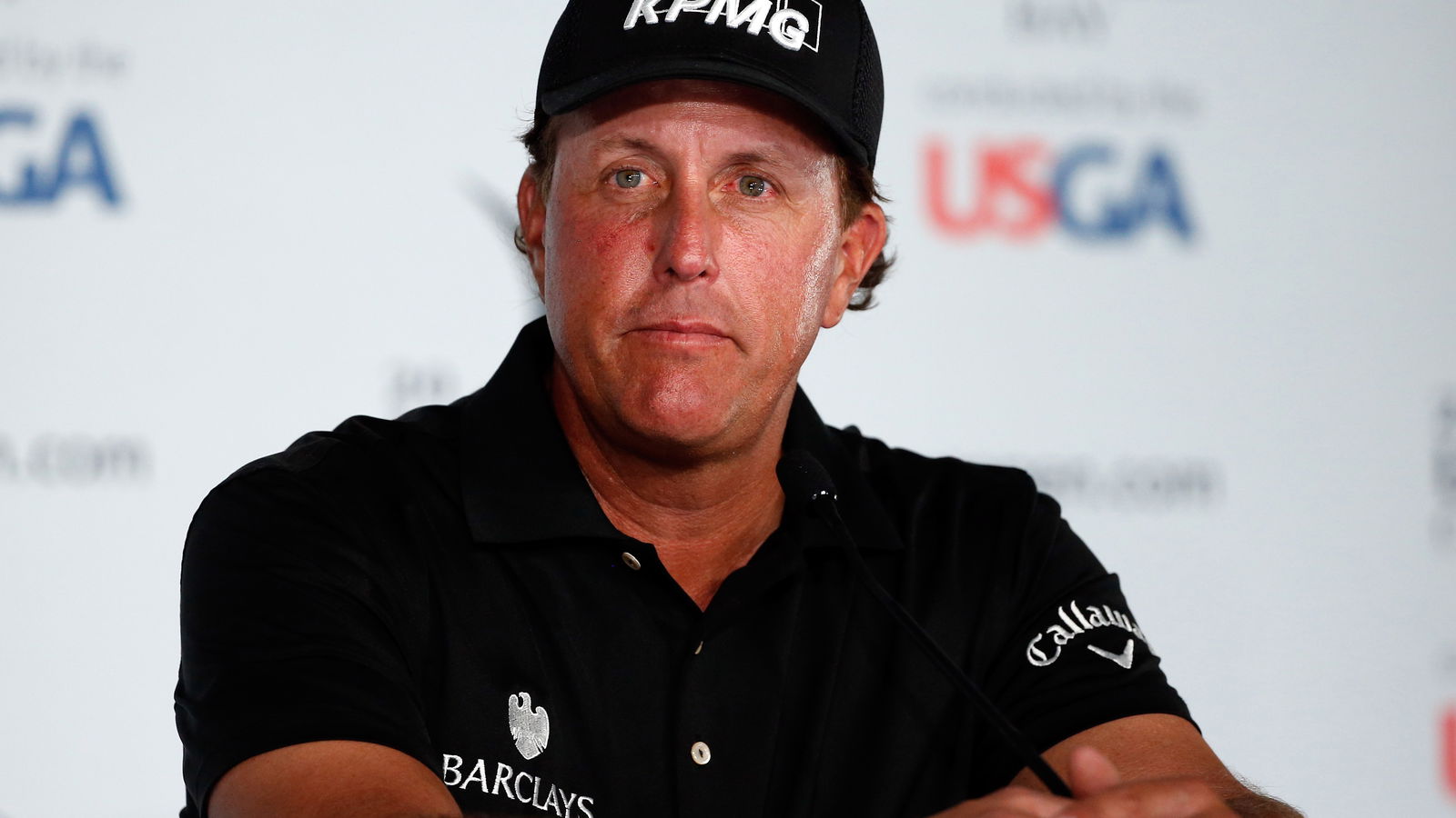 Mickelson 'linked to illegal sports betting'