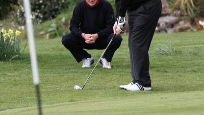 Short game golf tip No.2 : 8-iron chip