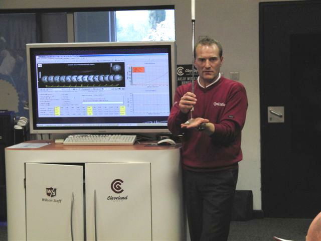 Short game golf tip No.4: Keep putter square