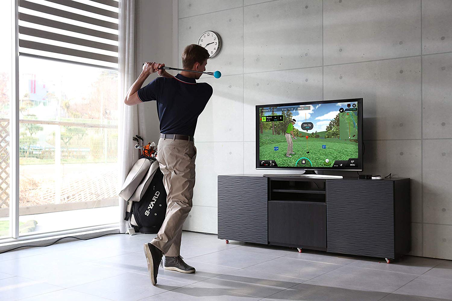 The most unique swings in golf right now
