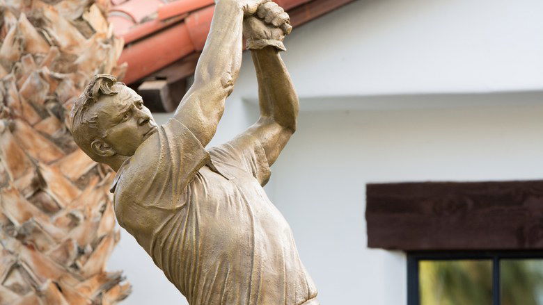La Quinta unveils Arnold Palmer statue