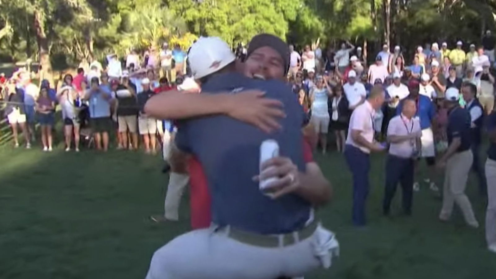 PGA Tour pro grabs a beer to celebrate with Sam Burns at Valspar Championship