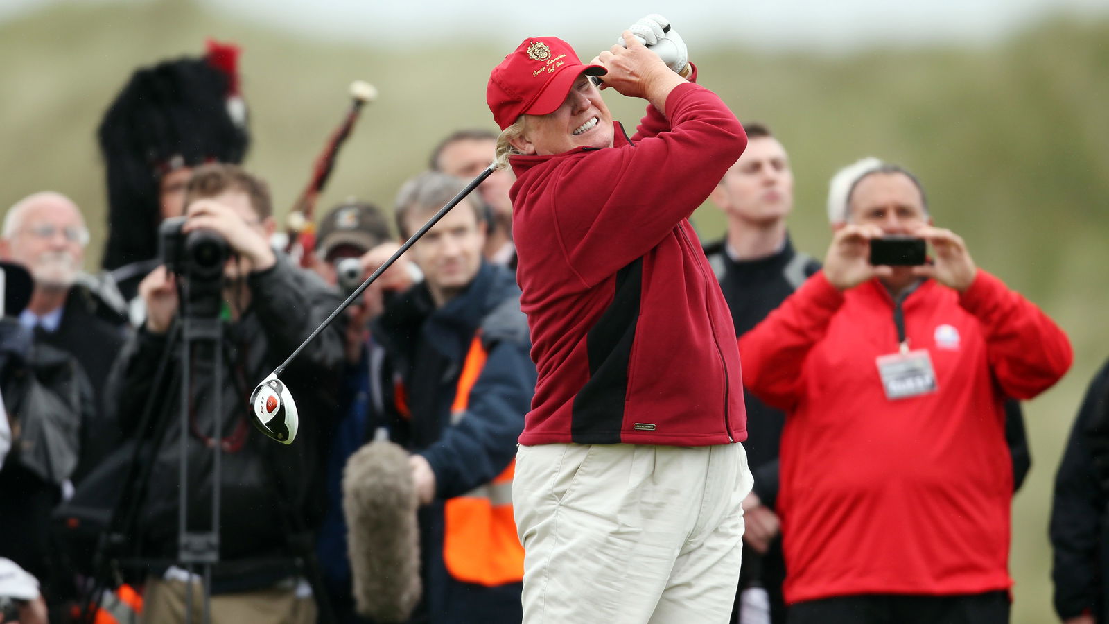 Donald Trump retweets gif of him hitting Hilary Clinton with golf ball
