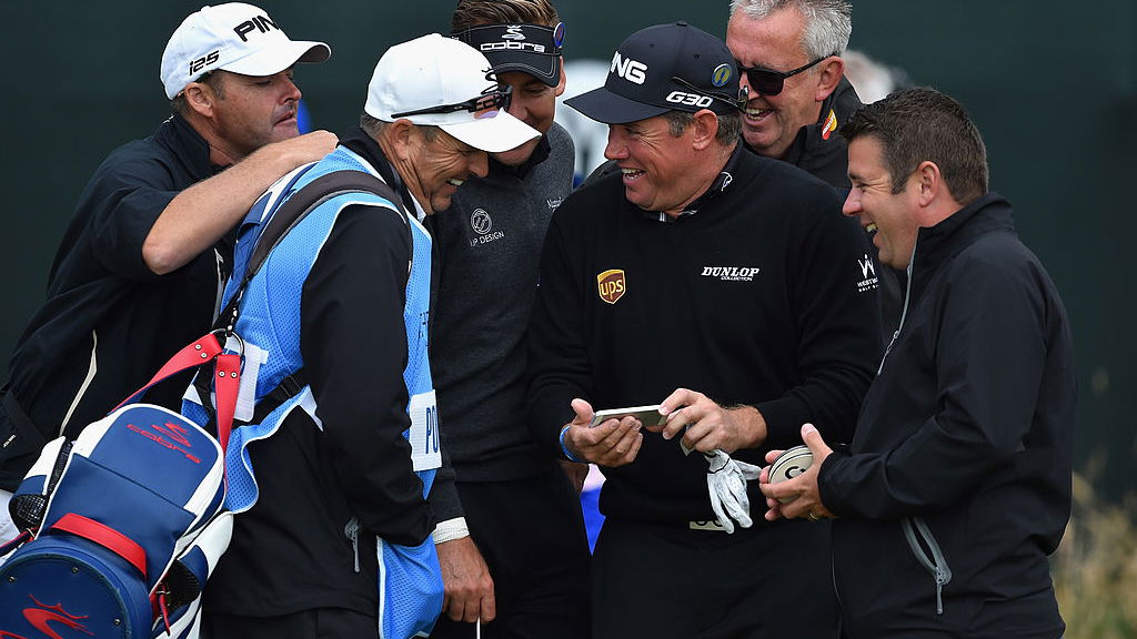 8 ridiculous habits golfers pick up through watching the pros