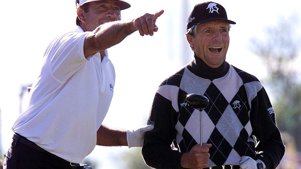 gary player blocks gary evans on twitter, evans goes on rant