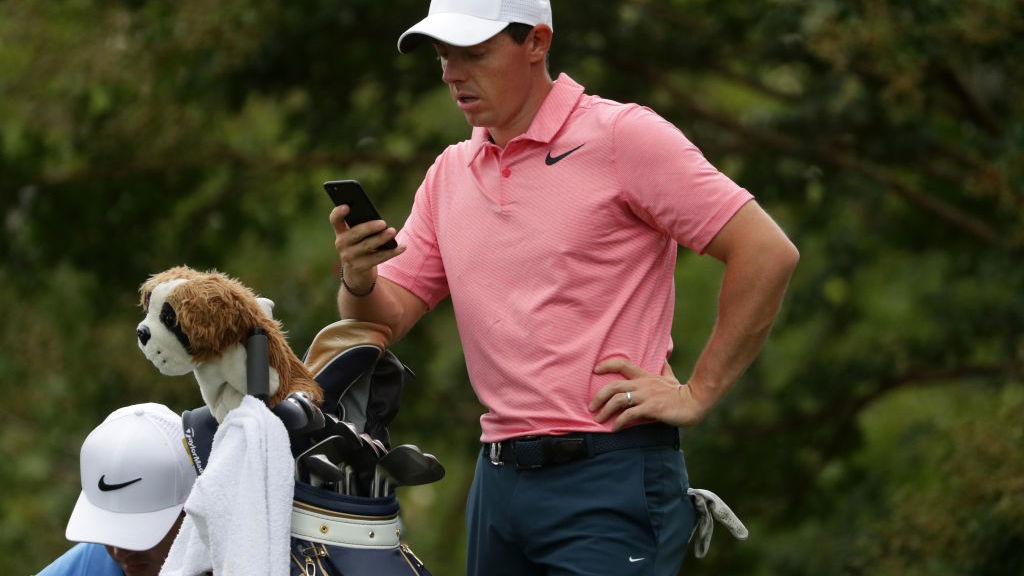 Rory McIlroy receives hilarious caddie application