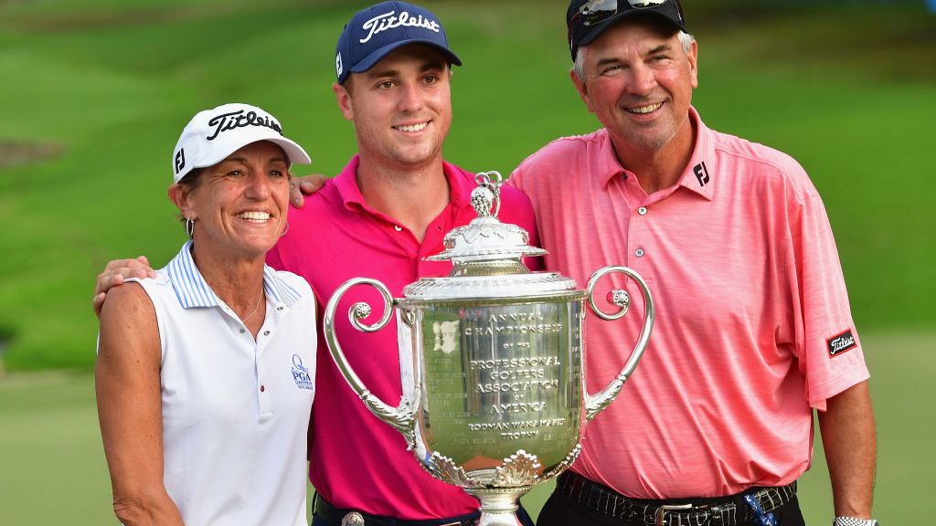 Watch: Justin Thomas' golfing family