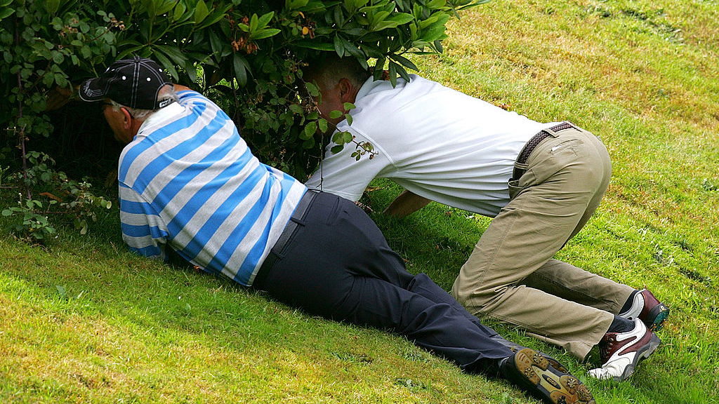 how to play golf with a very bad golfer, and still enjoy your round