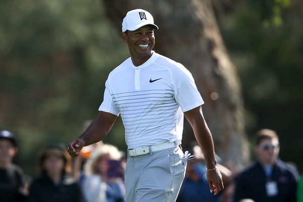 Tiger Woods laughs at himself after shockingly bad tee shot! 