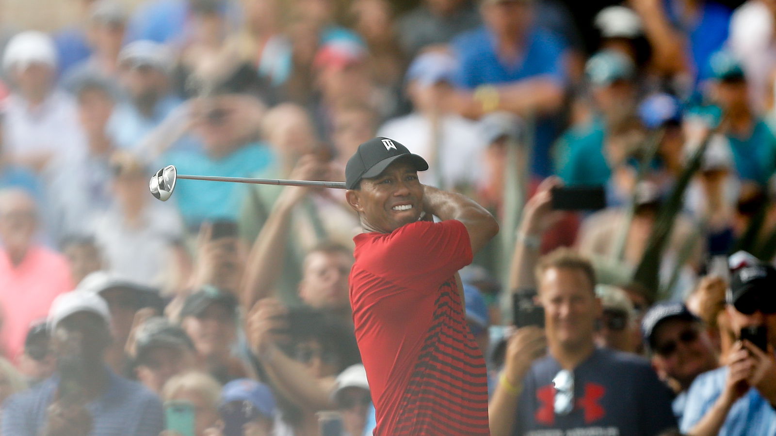 Social media reacts to Tiger Woods at the Valspar Championship