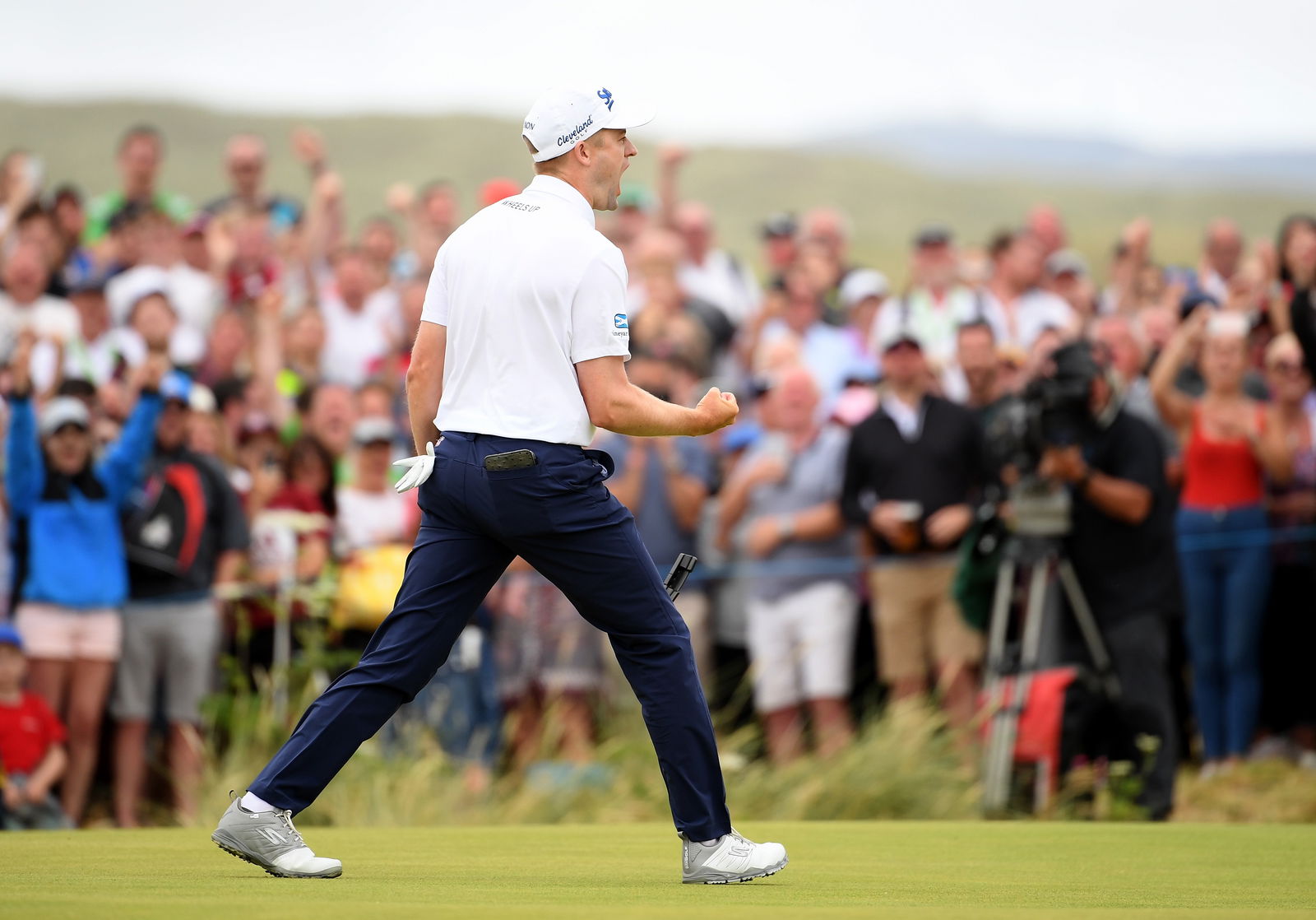 Watch: Mickelson gets two-shot penalty for patting grass on tee box