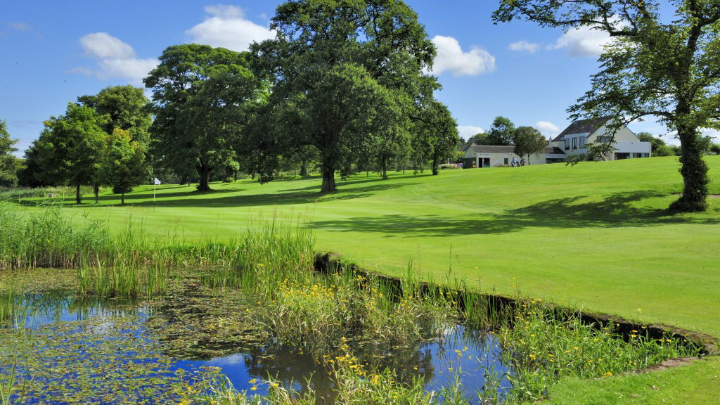 Scottish golf club votes to change 18-hole course into two loops of 9
