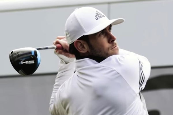 Gareth Bale takes TOPGOLF CHALLENGE against Love Island's Iain Stirling! 