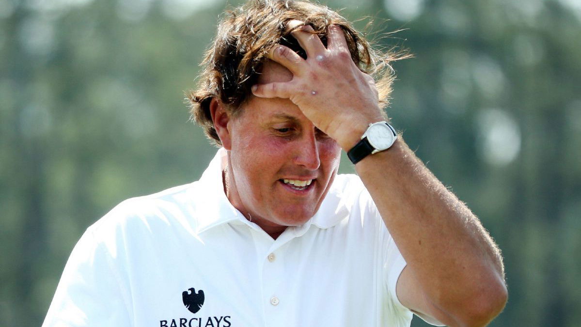 WATCH: Phil Mickelson misses "shortest ever putt on Tour" at US Open