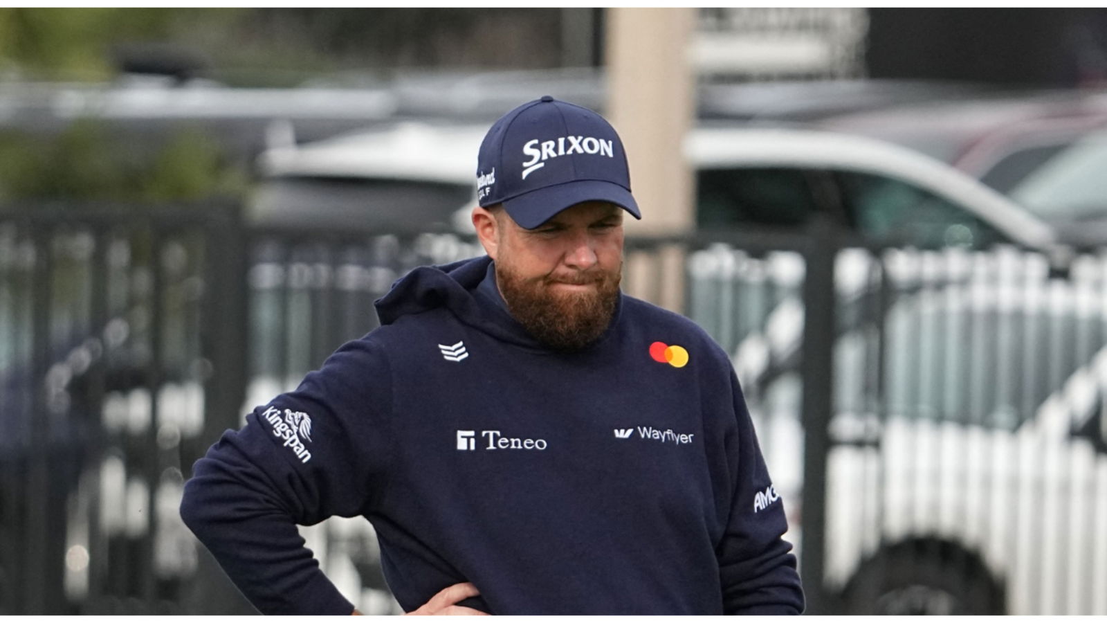 Shane Lowry snaps at golf reporter: "It's called sarcasm"