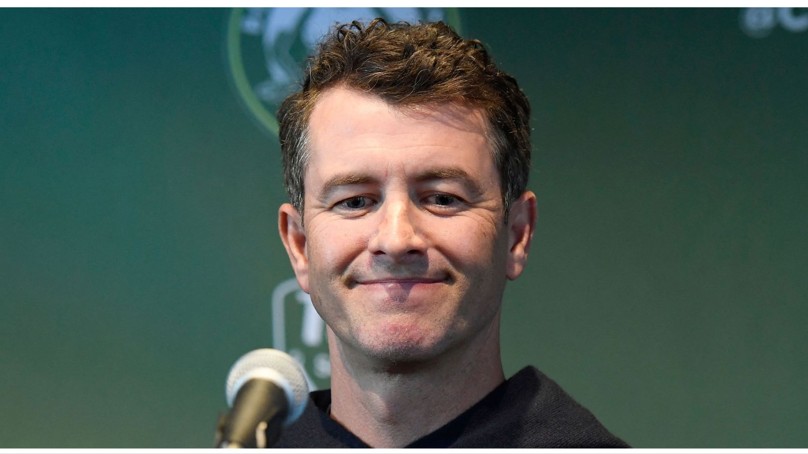 Adam Scott wades in on controversial golf rule debate: