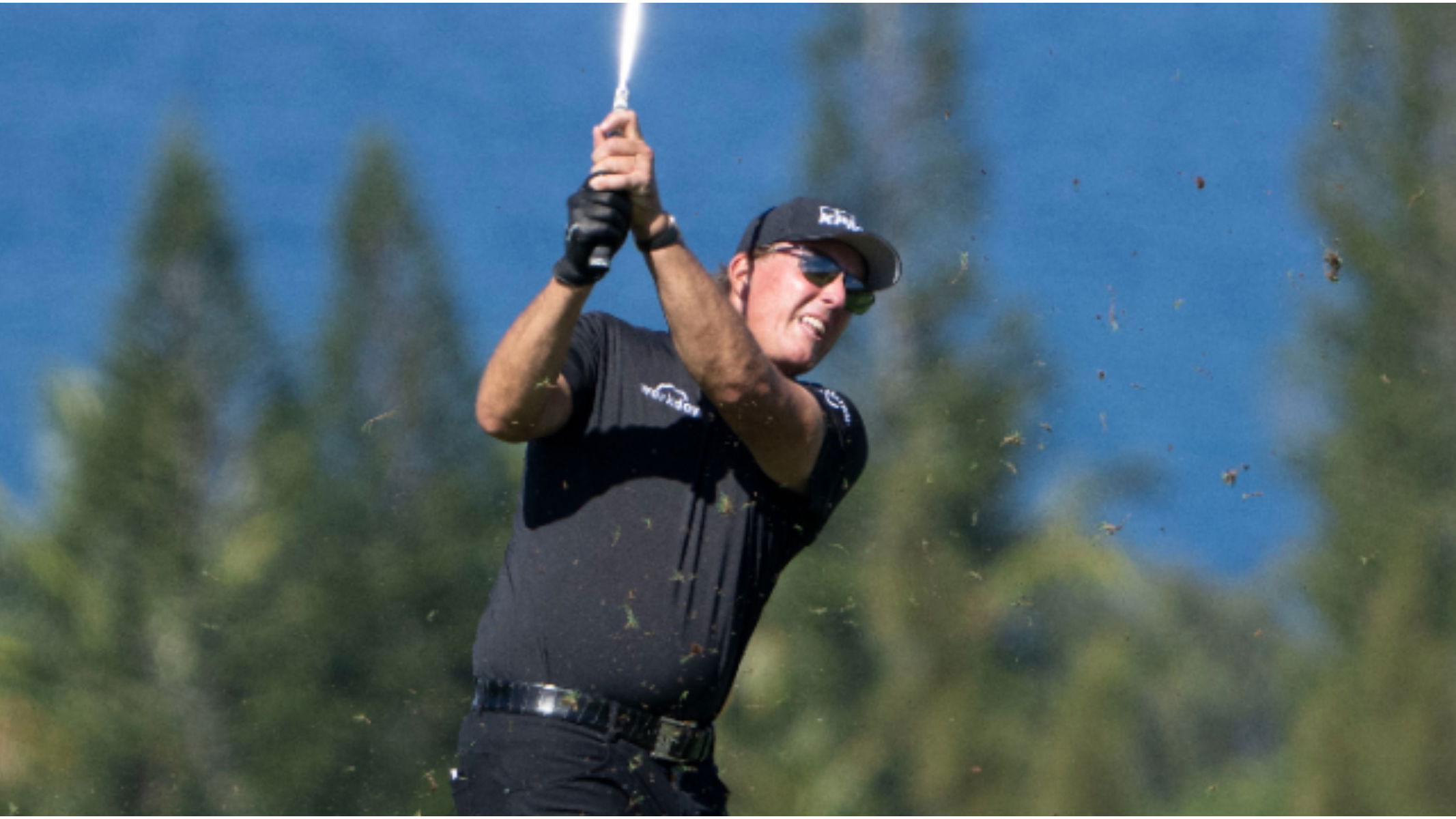 Phil Mickelson smashes DRIVER OFF THE DECK from 330 yards and finds the green 