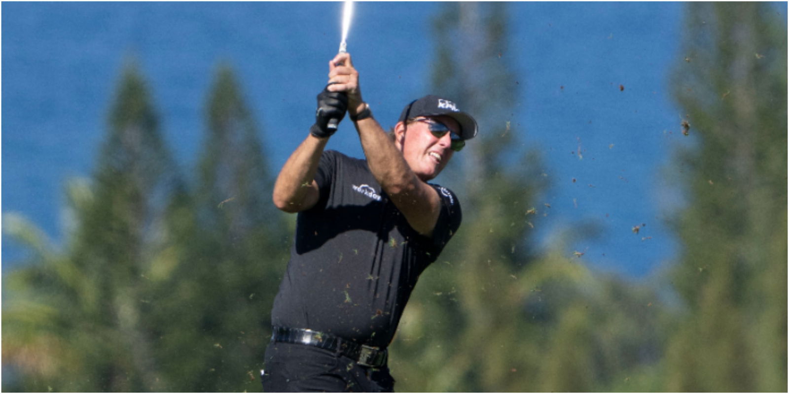 Phil Mickelson smashes DRIVER OFF THE DECK from 330 yards and finds the green 