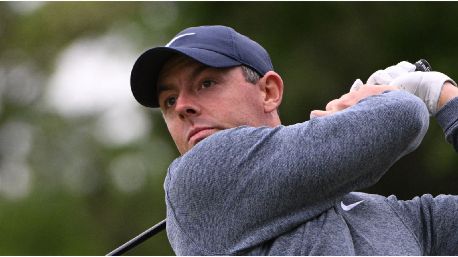 Devastating triple bogeys cost Rory McIlroy at US PGA as Pereira leads