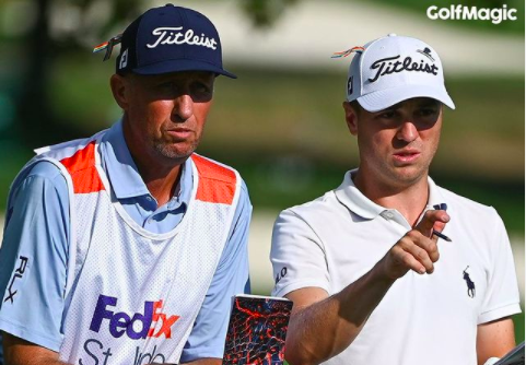 Justin Thomas HAILS new caddie Bones Mackay for THIS gesture of dedication