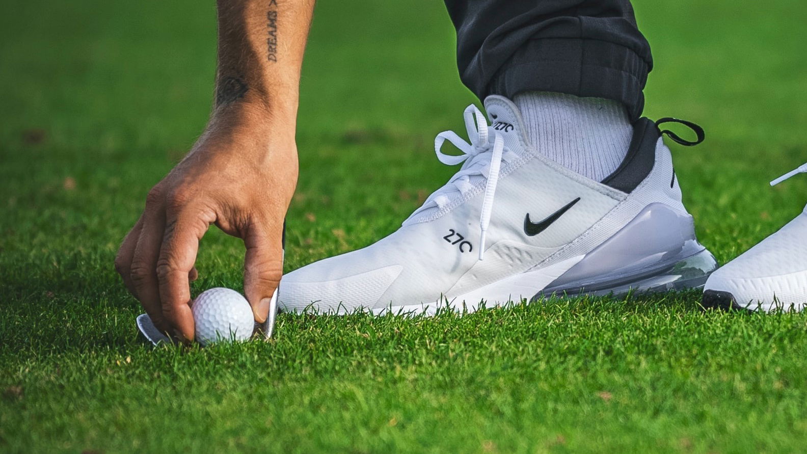 Tour pro forced out of Australian PGA after SLICING HIS HAND on a stake!